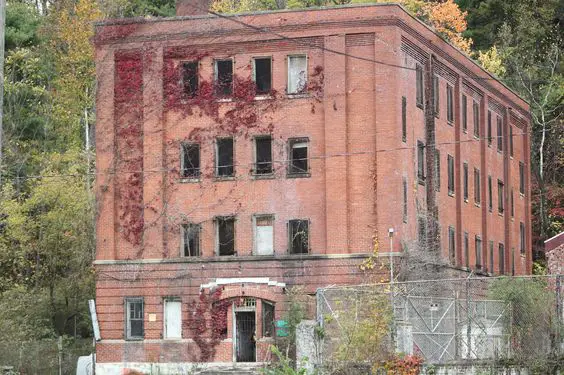 Roseville Prison | Ohio's Strange Abandoned Prison - Urbex