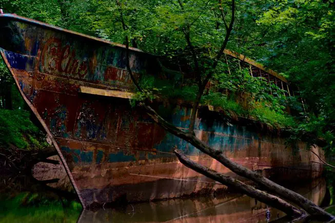 Cincinnati ghost ship abandoned around the world 