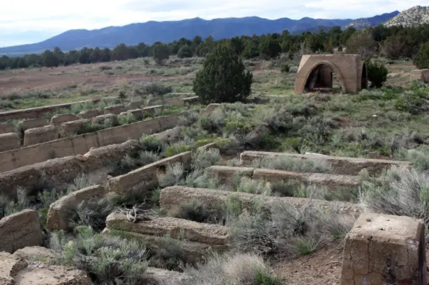 abandoned mining town in Utah