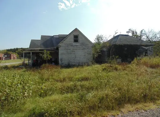 13 Abandoned Places In Kansas [MAP]