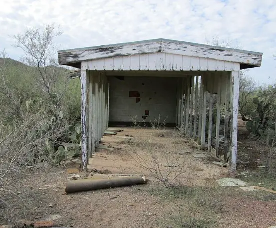 24 Abandoned Places In Arizona [MAP]