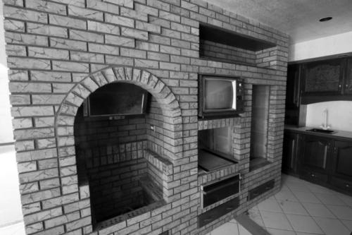 Mike tyson abandoned kitchen wood burning stove brick oven